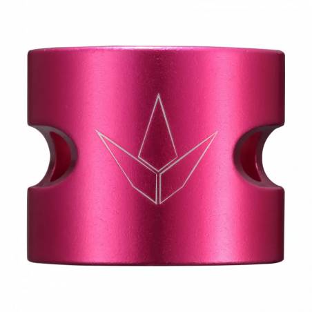 BLUNT Clamp 2 bolt Twin slit Hot Pink nuo Blunt / ENVY Stūres savilcēji (Clamps)   Detaļas triku skrejritenim